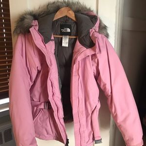 Woman’s Pink Northface Ski Jacket